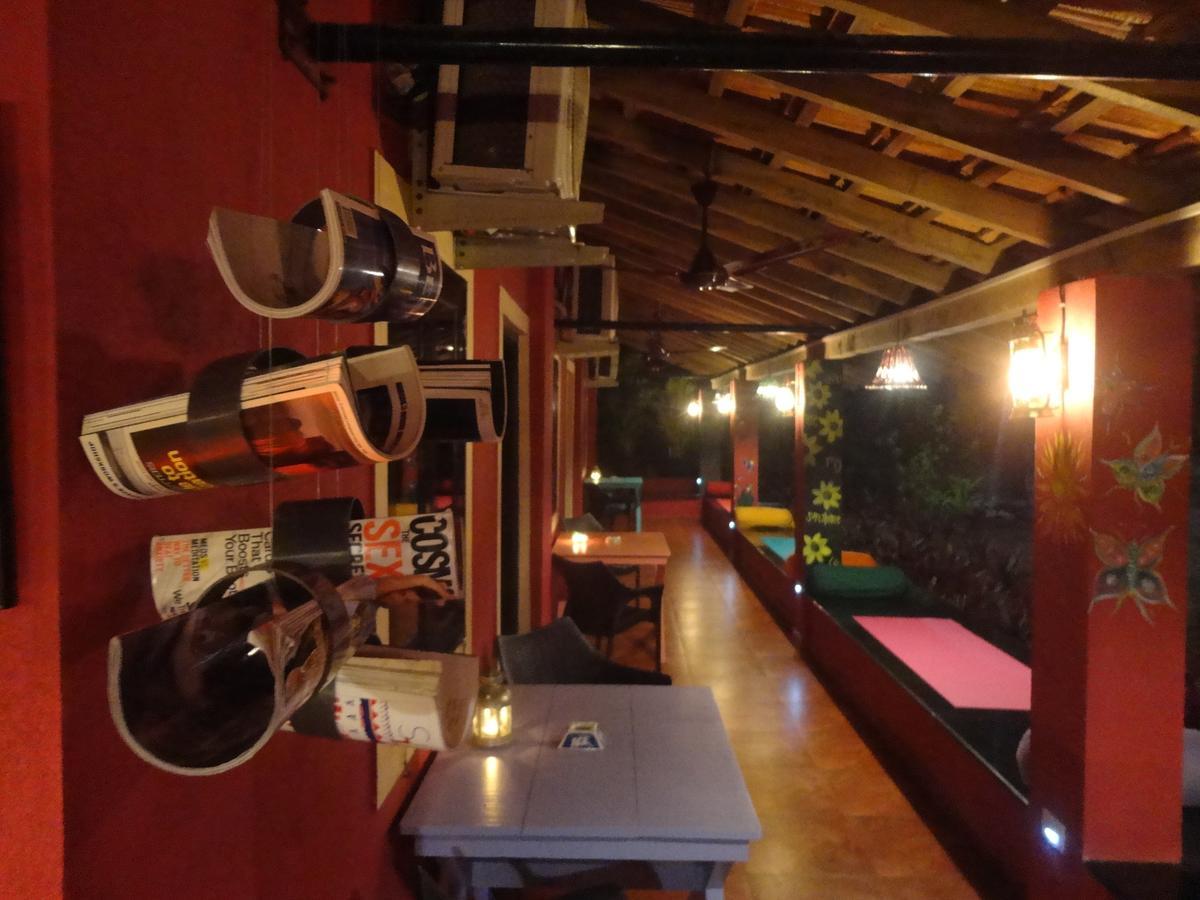 The Yuppi Hippi Female Hostel Anjuna Exterior photo