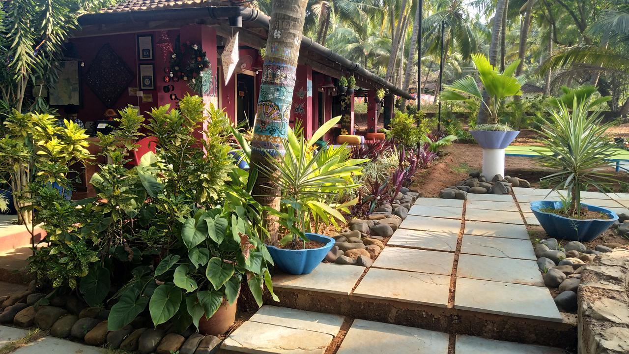 The Yuppi Hippi Female Hostel Anjuna Exterior photo